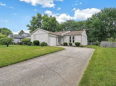 754 Mistletoe  , Columbus, OH 43230 