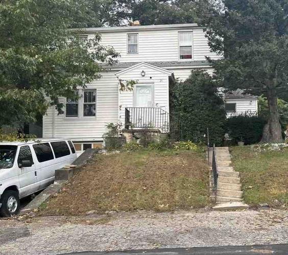 Whittlesey Ave, Waterbury, CT 06706