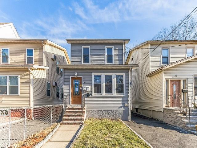 40th St, Irvington, NJ 07111