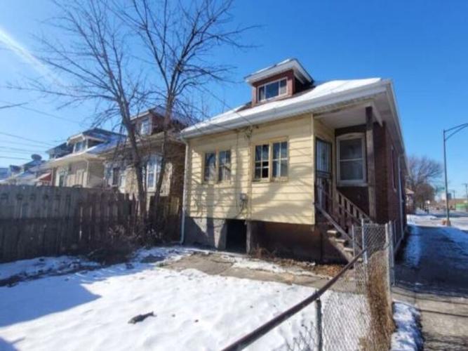 Bishop St, Chicago, IL 60620 #1