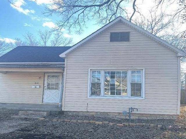 3rd St, Chanute, KS 66720