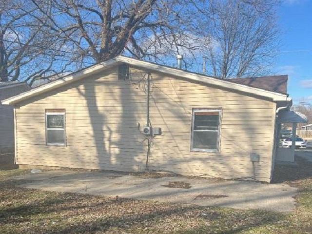 3rd St, Chanute, KS 66720 #1