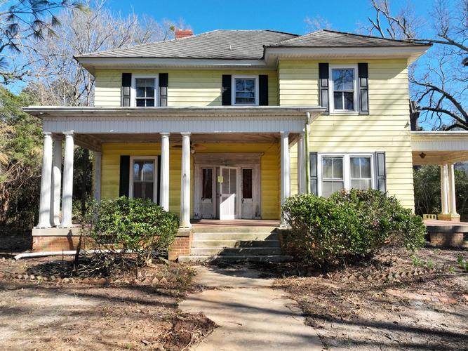 Cambridge St, Ninety Six, SC 29666 #1