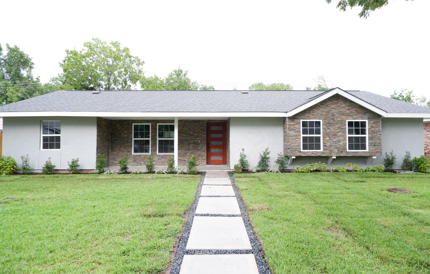 Stoney Brook Dr, Houston, TX 77063