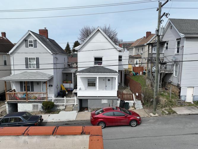 Grove St, Greensburg, PA 15601 #1
