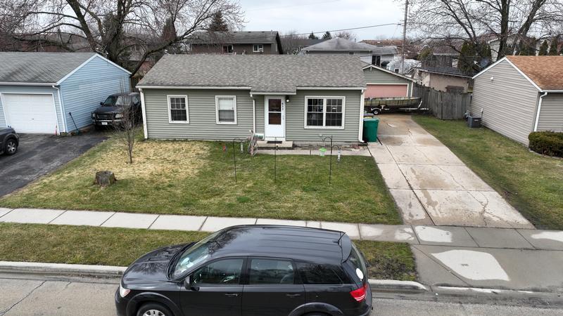 Belmont Dr, Romeoville, IL 60446