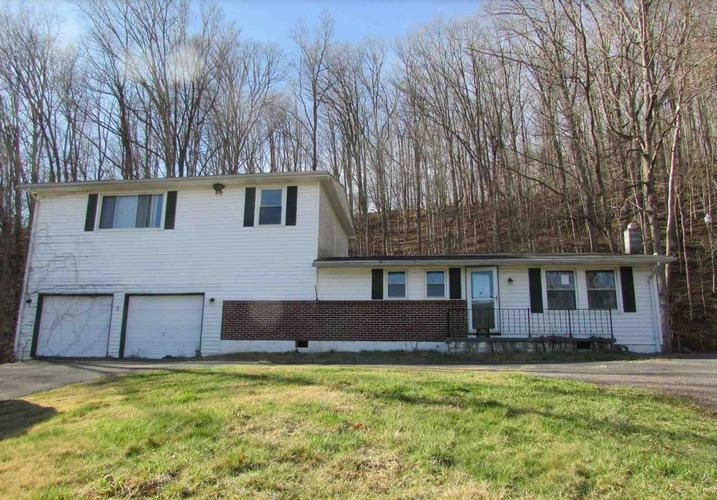 RR 2 BOX 136A  , Bluefield, WV 24701 