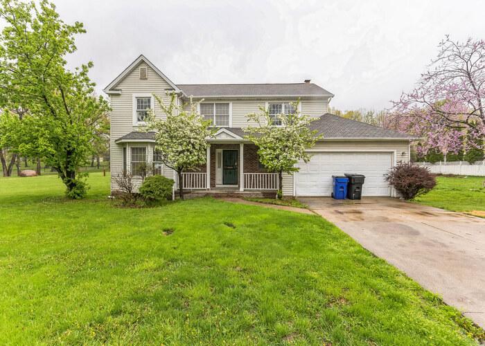 Kingsbury Blvd, Cleveland, OH 44104