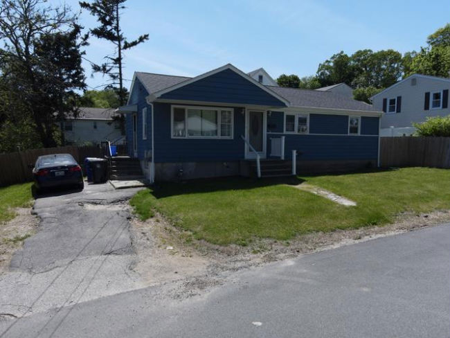 12 HIGH ST  , North Providence, RI 02904 