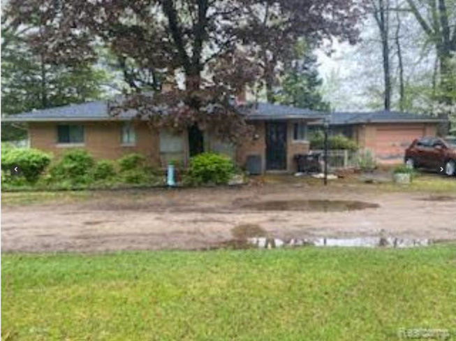 400 Lakeshore Drive  , Grass Lake, MI 49240 