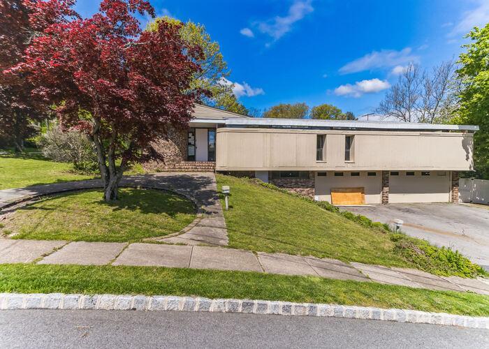 Weber Rd, West Orange, NJ 07052