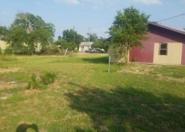 5th St, Marion, IN 46953