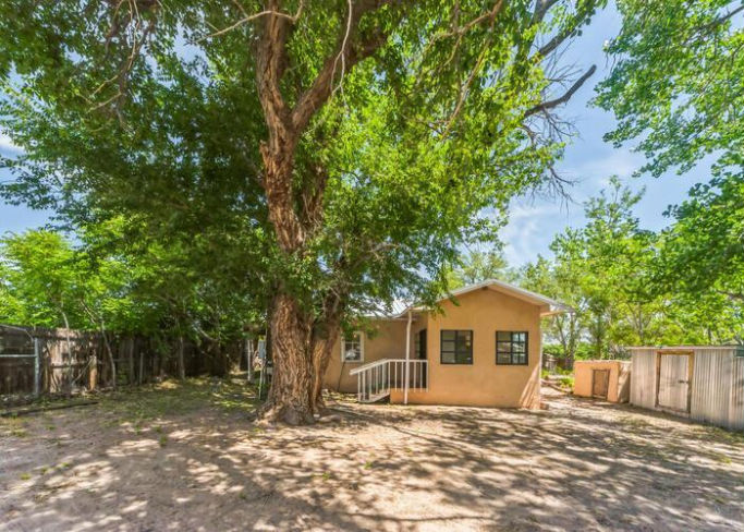 562 HWY 116  , Bosque, NM 87006 