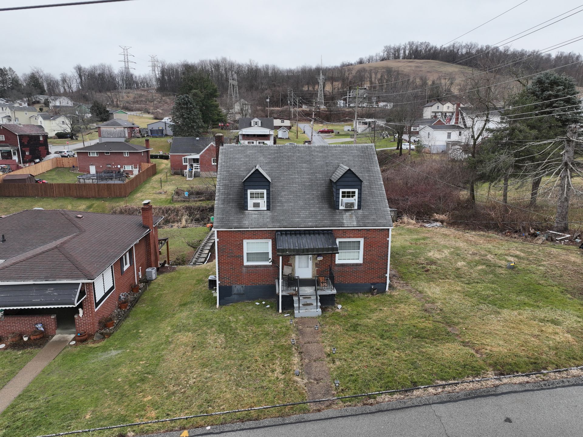 Elizabeth Ave, Elizabeth, PA 15037