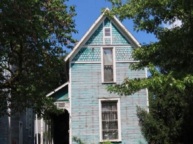 222 E 5TH ST  , Peru, IN 46970 