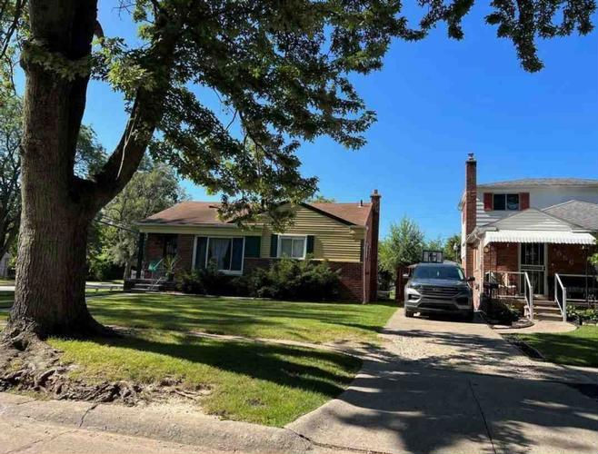 566 SUNNINGDALE DR  , Inkster, MI 48141 