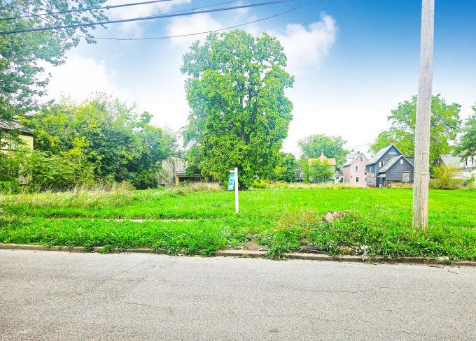 1140 Willow Avenue  , Niagara Falls, NY 14305 