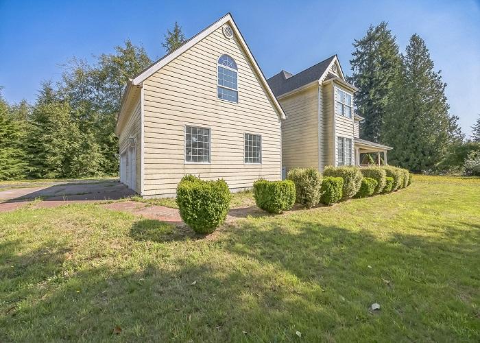 Columbia Heights Rd, Longview, WA 98632