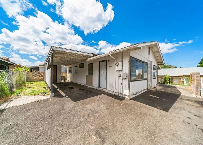 84 -571 KEPUE ST  , Waianae, HI 96792 