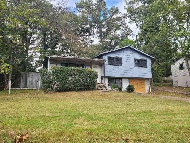 4th Way, Center Point, AL 35215