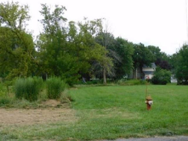 7001 PEARL ST  , Appleton, NY 14008 