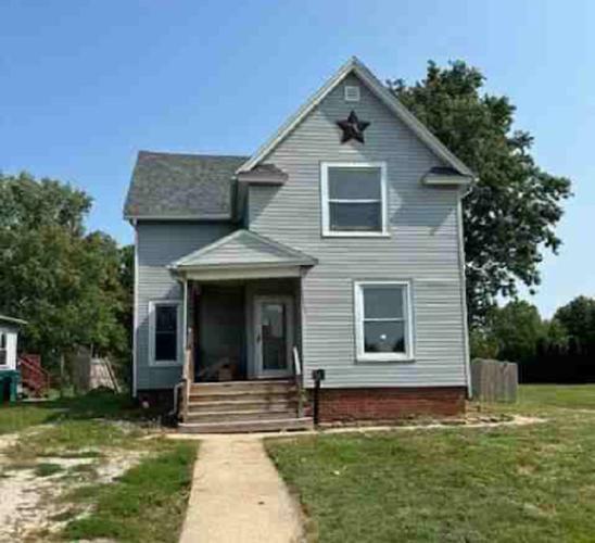 5th St, Galesburg, IL 61401