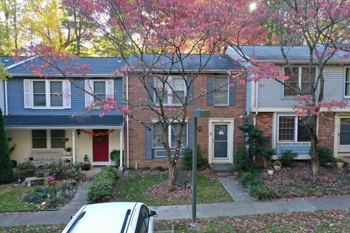 11751 MOSSY CREEK LN  , Reston, VA 20191 