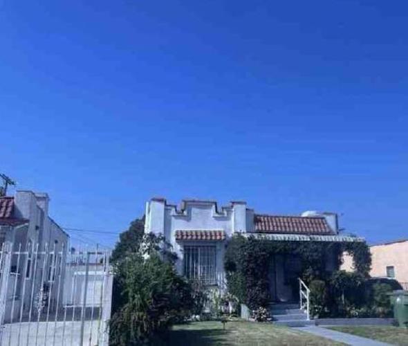 Arlington Ave, Los Angeles, CA 90043 #1