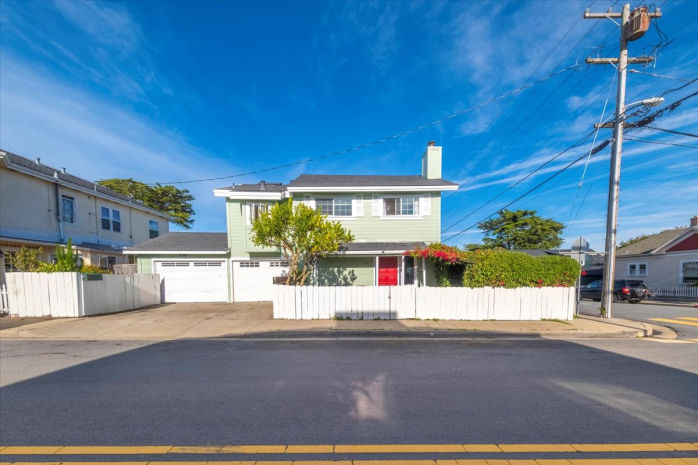 540 Spruce Ave   , Pacific Grove, CA 93950 