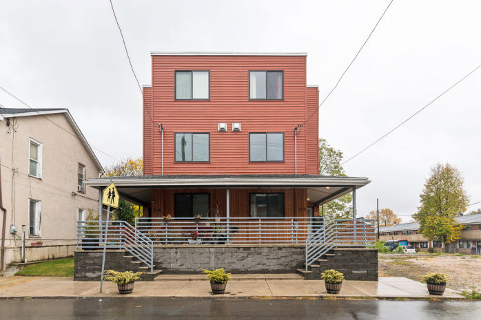 306 W Coulter St  , Philadelphia, PA 19144 