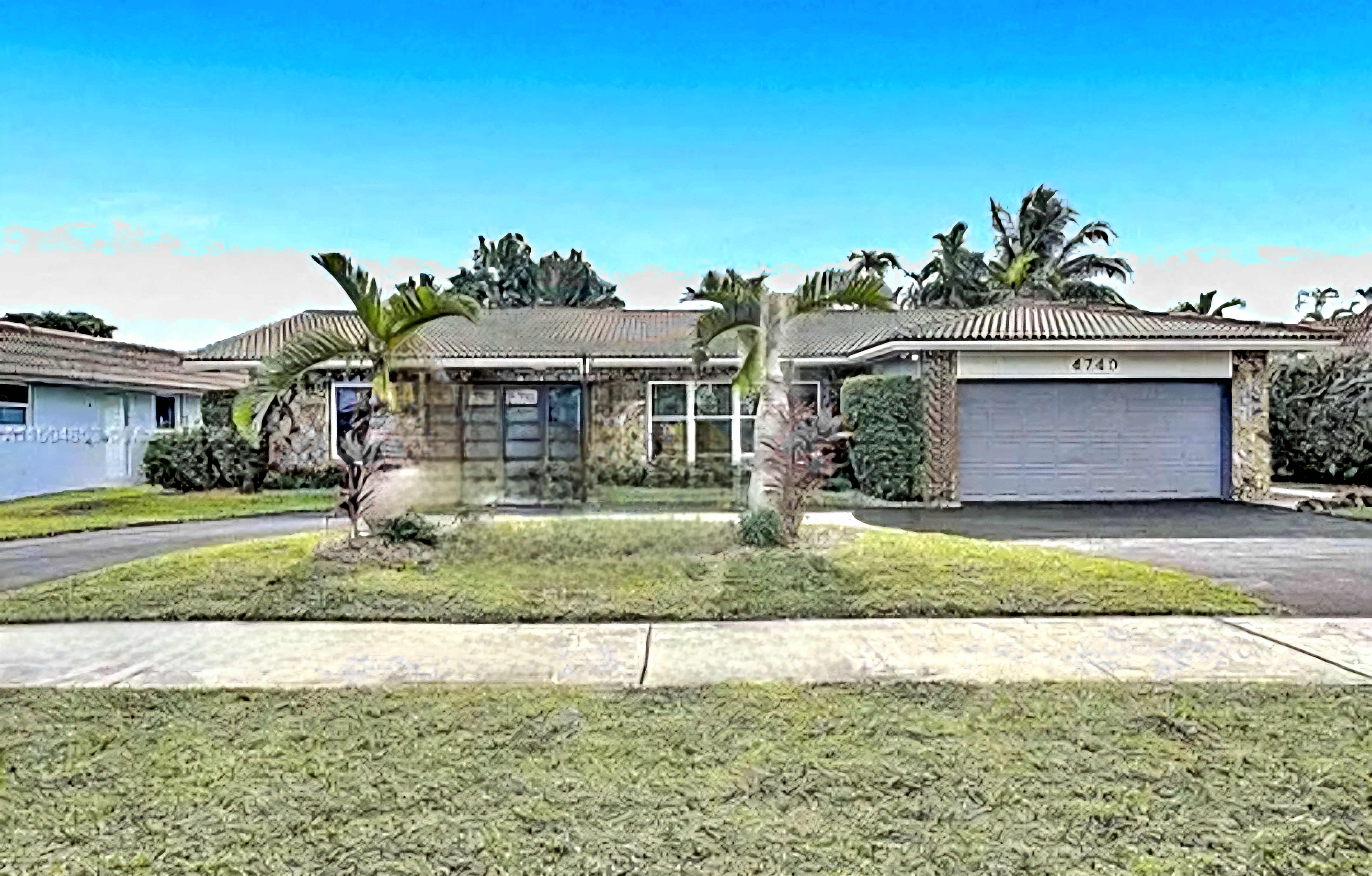 Sarazen Dr, Hollywood, FL 33021