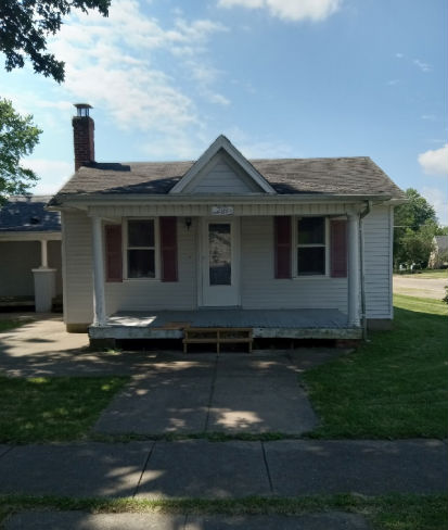 201 Corn St  , Emden, IL 62635 