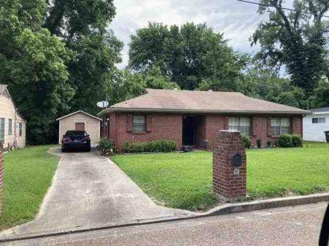 205 SECOND AVE  , Vicksburg, MS 39183 
