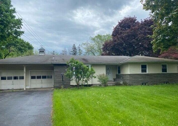 Drumlin Dr, Macedon, NY 14502