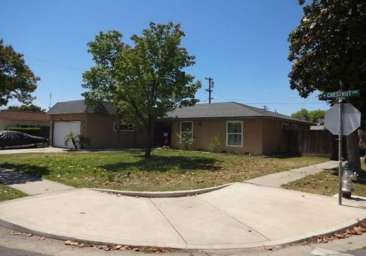 4497 N CHESTNUT AVE  , Fresno, CA 93726 
