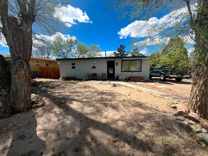 Santa Clara Ave, Pueblo, CO 81005