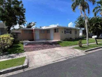 1713 San Estanislao, San Ignacio , San Juan, PR 00927 
