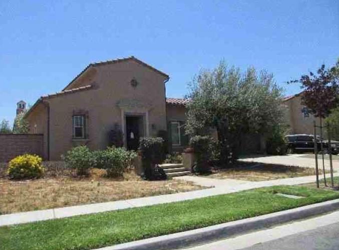 4473 CABOT DR  , Corona, CA 92883 
