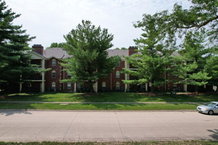 4910 PLEASANT ST UNIT 2  , West Des Moines, IA 50266 