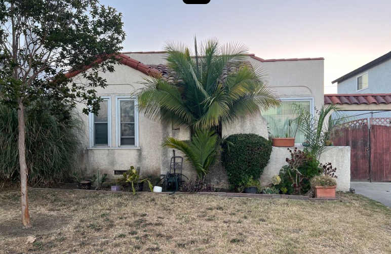 Cimarron St, Los Angeles, CA 90047