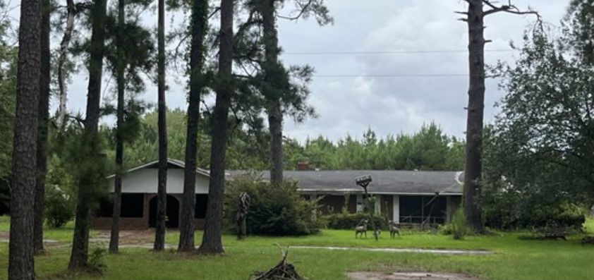 8744 Highway 112 , Glenmora, LA 71433 