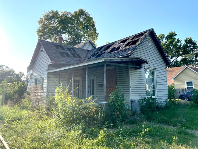 1212 North 10th Street  , Terre Haute, IN 47807 