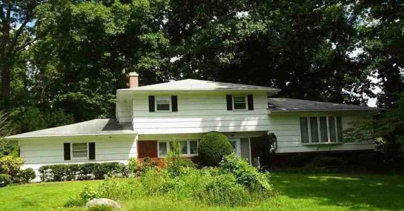Underhill Rd, Scarsdale, NY 10583