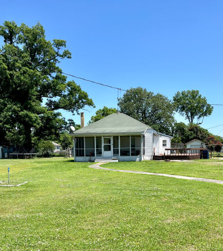 206 S Main  , Senath, MO 63876 