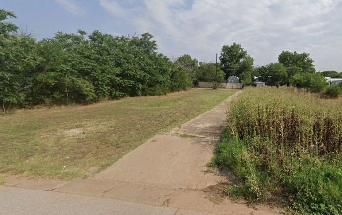 1306 N 1st St  , Wichita Falls, TX 76306 