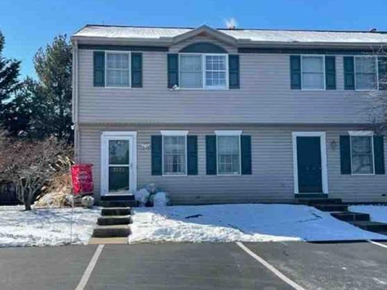 Oak Dr, Reading, PA 19608