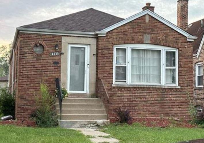 Emerald Ave, Riverdale, IL 60827
