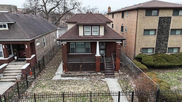 Dauphin Ave, Chicago, IL 60619