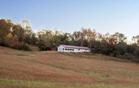 Single Family 3BR 1BA - 188 COUNTY ROAD 526, Athens, TN