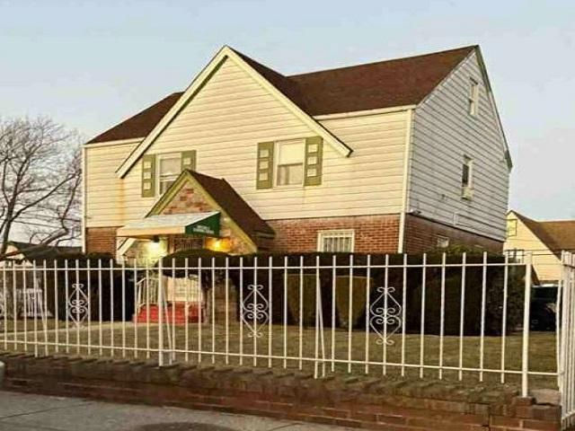 115 -116 221ST ST  , Cambria Heights, NY 11411 